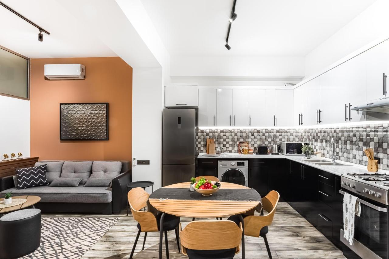 Hotelise I Gin Apartment Yerevan Bagian luar foto